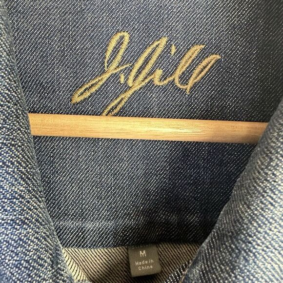 J. Jill Denim Jean Jacket Womens Size Medium Button Down Stretch Blue‎ Med Wash - Picture 7 of 8